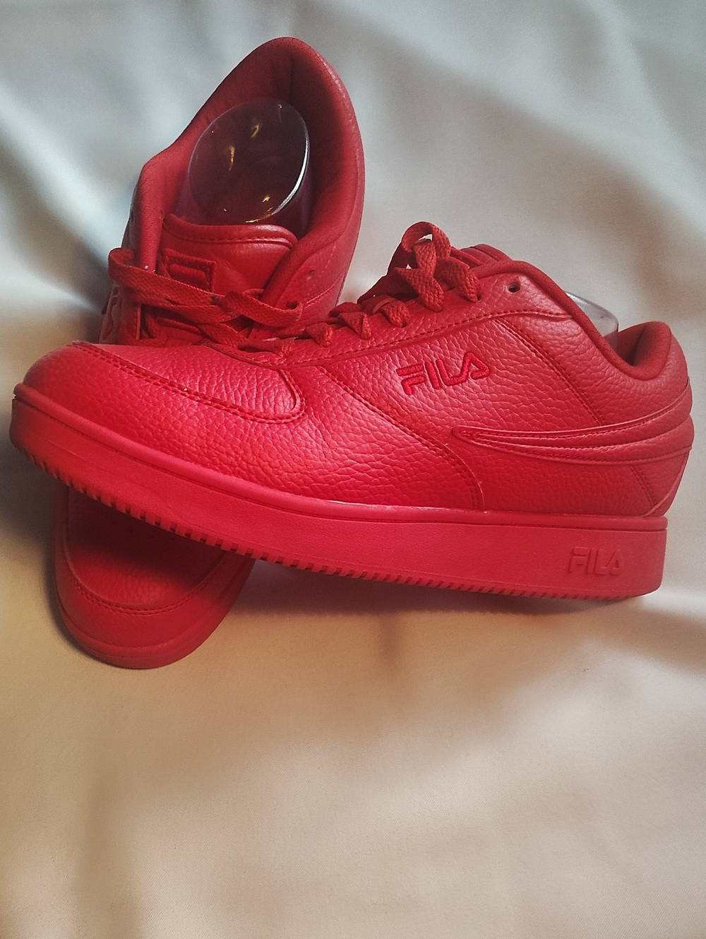 Fila Men's Red Low-Top Sneakers